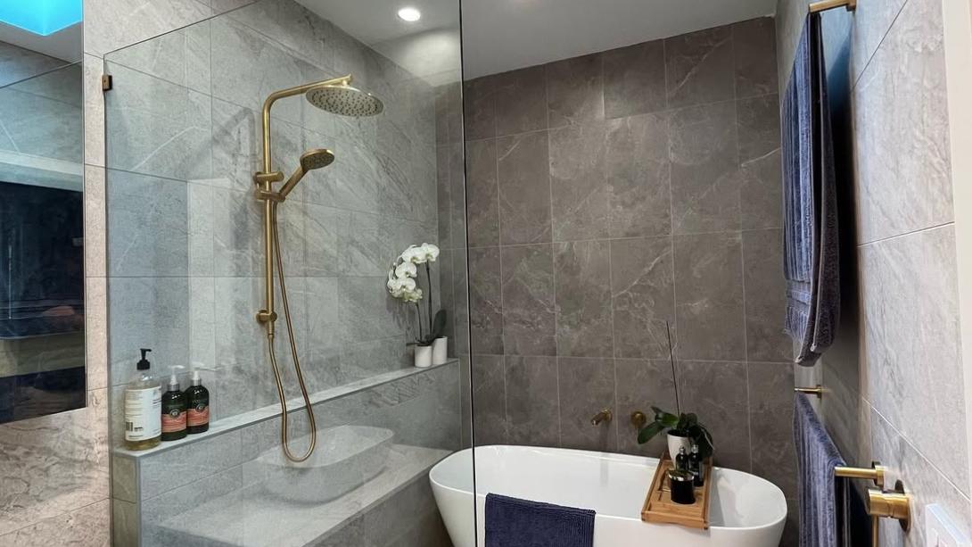 Garran Bathroom
